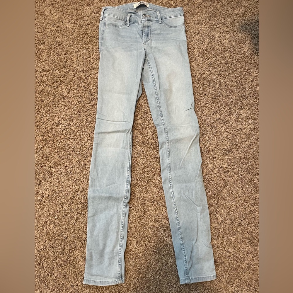 2 pairs of jeggings